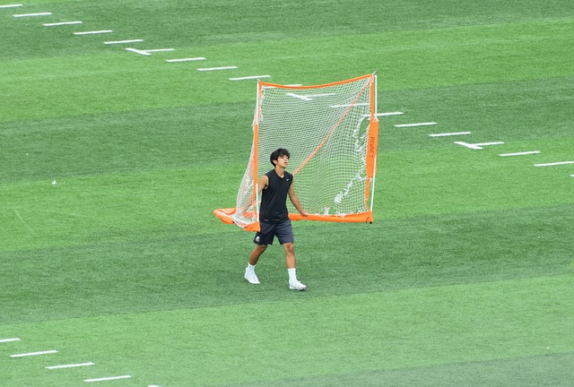 他便被告知